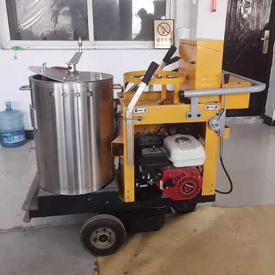 3-5mm Bulge Thickness Adjustable Thermoplastic Convex Line Paving Striping Machine for Noise Marking. গোলমাল চিহ্নিতকরণের জন্য থার্মোপ্লাস্টিক কনভেক্স লাইন পাথর স্ট্রিপিং মেশিন