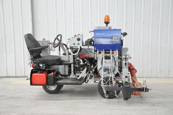 ছোট ড্রাইভিং থার্মোপ্লাস্টিক রোড লাইন চিহ্নিতকরণ ট্রাইসাইকেল কন্ডাকশন তেল গরম করার সিস্টেম